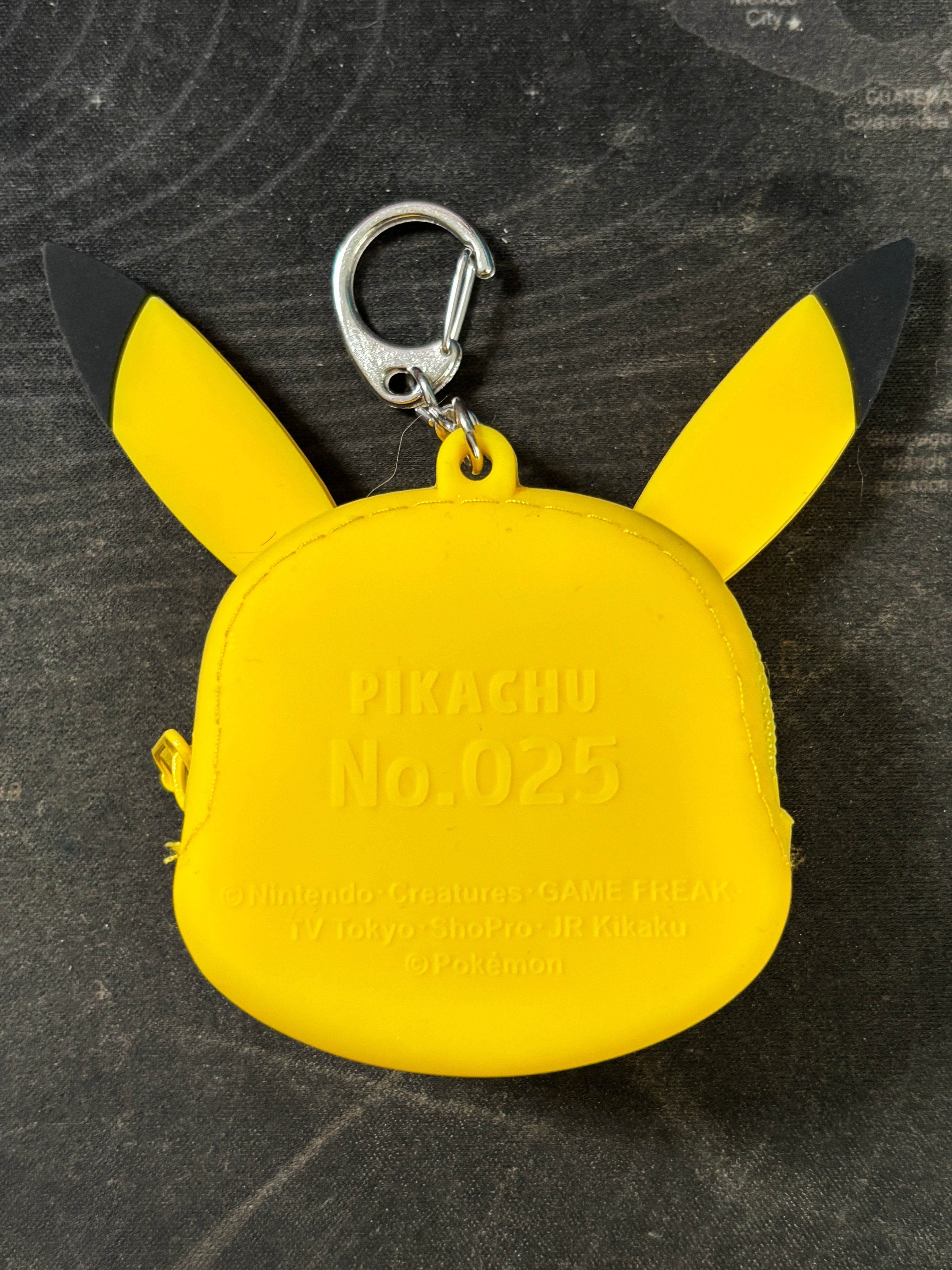 Mini porte-monnaie silicone Pikachu